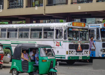 බස් ගාස්තු පහළට!