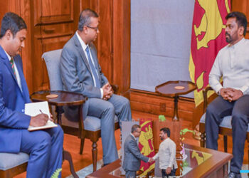 බංග්ලාදේශ අන්තර්වාර පාලකයාත් ජනපතිට සුබ පතයි
