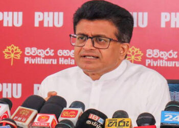 “Channel 4 නාළිකාව විකාශය කළ පාස්කු ප්‍රහාරය සම්බන්ධ වීඩියෝවේ පෙනී සිටි රජයේ උසස් නිලධාරියා ගැන සොයන්න” – උදය ගම්මන්පිල