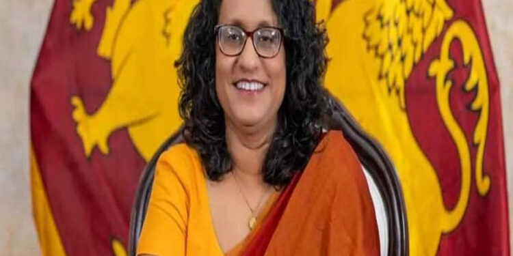 අගමැතිනිය ශිෂ්‍ය සංගම් සමග සාකච්ඡා කරයි