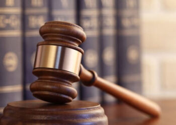 ජනපතිවරණ වියදම් සැඟවූ බත්තරමුල්ලේ හිමි ඇතුළු තිදෙනෙකුට නඩු