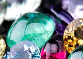 කෞතුකාගාරය සතු මැණික් ගල් 271 ක් වසර 60 ක් තිස්සේ බැංකුවක