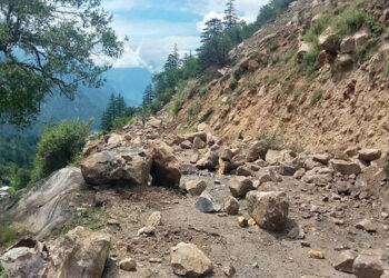 නාය යෑමේ අනතුරු ඇගවීම දීර්ඝ කරයි!