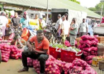 පහත රට එළවළු මිල ඉහළට