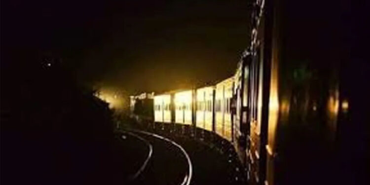 කොළඹ – බදුල්ල රාත්‍රී තැපැල් දුම්රිය අවලංගු වෙයි