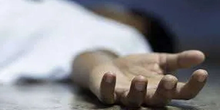 බඹර ප්රහාරයකින් පුද්ගලයෙක් මරුට