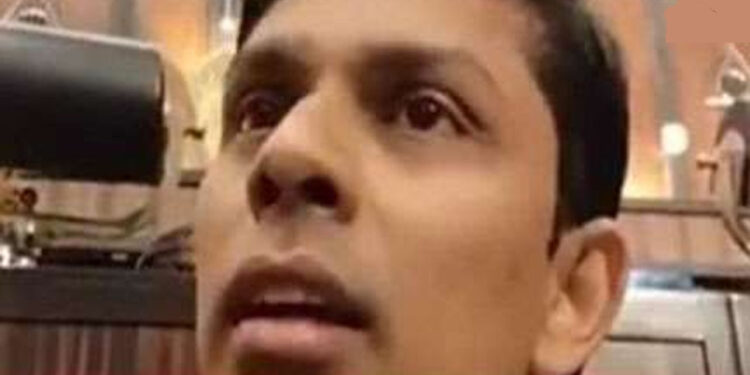 විපක්ෂ නායක අසුනේ වාඩිවුණ මන්ත්රී ජාජබ මන්ත්රීවරයෙක් නෙමෙයි