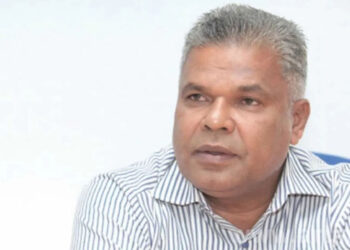 ඩඩ්ලි සිරිසේනට හිටපු කෘෂිකර්ම අධ්‍යක්ෂකවරයාගෙන් චෝදනා