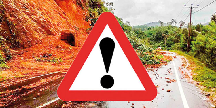 නායයෑමකින් පස්සර-බිබිල මාර්ගයේ ගමනාගමනයට බාධා