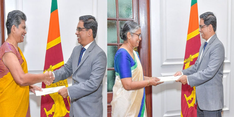 අමාත්‍යාංශ දෙකකට පත් කළ නව ලේකම්වරු