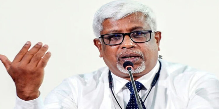 පහත් මට්ටමට නොවැටෙන ලෙස අපේක්ෂකයන්ගෙන් කොමිසමෙන් කළ ඉල්ලීම