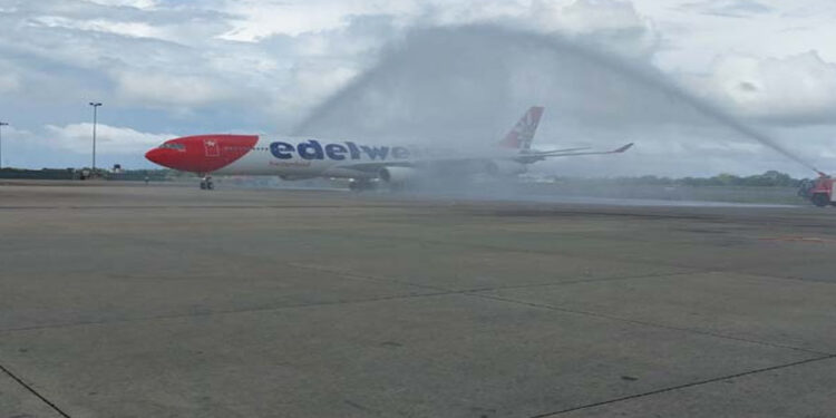 ශීත ඍතුවට යුරෝපයේ සිට සංචාරකයන් රැගත් නව ගුවන් යානයක් කටුනායකට