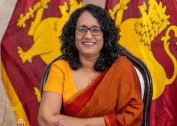 අගමැතිතුමියගෙන් නත්තලට සුබ පැතුම්…!