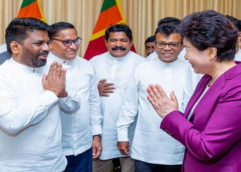 මධ්‍යම අධිවේගයේ චීනයට අයත් කොටසේ වැඩ අවසන් කළ යුතු බව ජනපති චීන නියෝජිතයන්ට කියයි