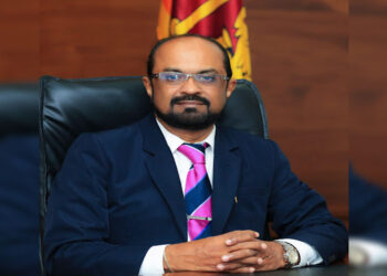 බලශක්ති අමාත්‍ය ඉංජිනේරු ජයකොඩි සිය උපාධිය ගැන කියයි