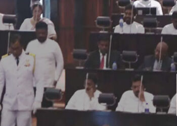 ජනපති පාර්ලිමේන්තුවට