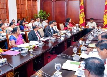 අයවැය හදන්න යෝජනා ගැනීම අරඹයි