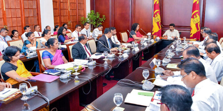 අයවැය හදන්න යෝජනා ගැනීම අරඹයි