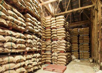 ජනපතිගේ නියෝගය ක්‍රියාත්මකයි – පාරිභෝගික අධිකාරියේ නිලධාරීන් පොලොන්නරුවේ සහල් මෝල්වලට