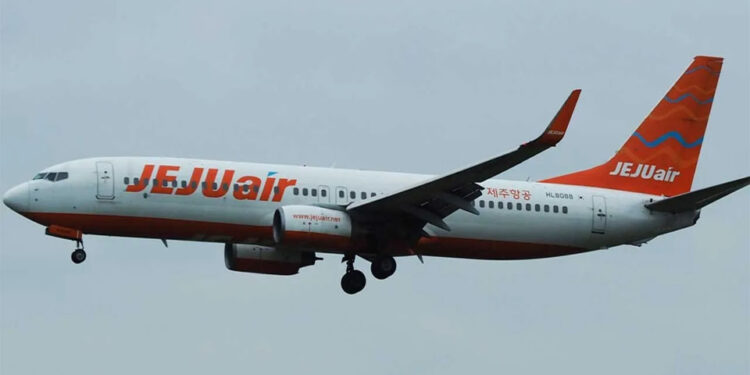 දකුණු කොරියාවෙන් පිටත්වූ තවත් ගුවන් යානයක් හදිසියේ ගොඩබස්වයි