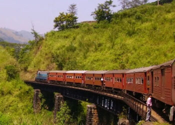 උඩරට මාර්ගයේ දුම්රිය ධාවනය යථා තත්ත්වයට