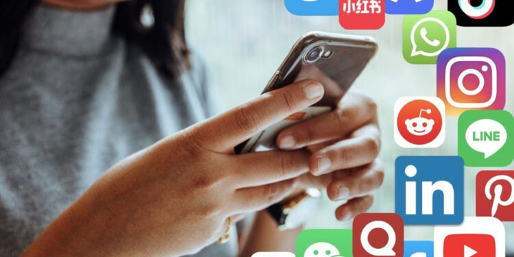 යෞවනයන් දිවි නසා ගන්න සමාජ මාධ්‍යයත් හේතුවක්