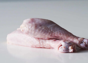 ලංකාවෙන් චීනයට කුකුළු මස්