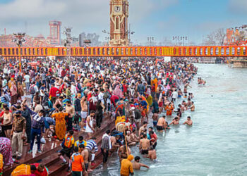 කුම්භමේලා උත්සවයේ තෙරපීමක්