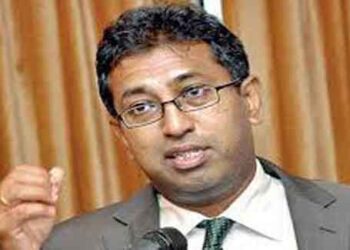 වාහන ගෙන්වීමේ අවදානම පෙන්වූ හර්ෂ අයවැය මල්ලෙන් අහුලාගත් හොඳ සියඹලා ගැනත් කියයි