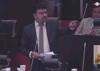 අය වැය අගය කරන්න බැරි නම් කුහක නොවී ඉන්න – මහින්ද