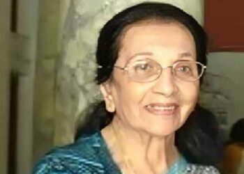 ඩේසි ආච්චි අධිකරණයට
