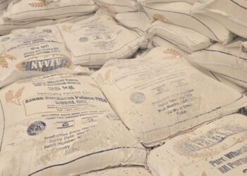 මනුෂ්‍ය පරිභෝජනයට නුසුදුසු ආනයනික තිරිගු පිටි අසුරන 30000 ක්  අල්ලයි