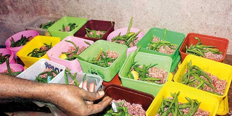 හිරගෙදර කුස්සියේ බත හැදෙන හැටි (PHOTOS)