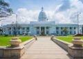 කොළඹ පුරපති පුටුව කාටද?
