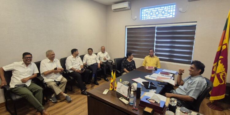 මුලු රටම බලන් හිටපු එකතු වීම අද සිද්ධ වුණා! PHOTOS