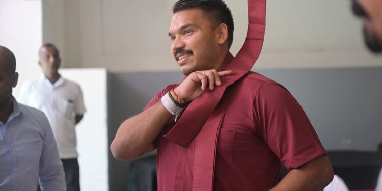 කමෝන් නාමල්…!