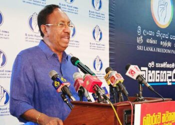 ආණ්ඩුවට දීර්ඝ ගමනක් නෑ අනුර කියයි