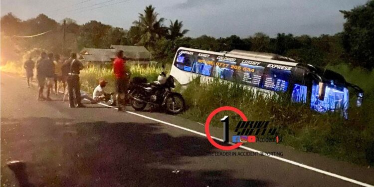 අදත් බස් රථ අනතුරක්