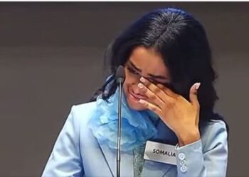 සෝමාලියානු රූ රැජිණගේ ලොවක් හැඬවූ කඳුලු කතාව