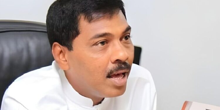 සැඟව සිටි ප්රසන්න අධිකරණයට භාරවෙයි