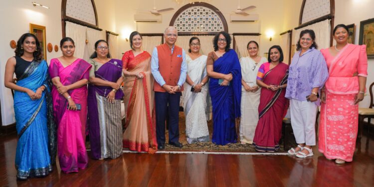 ඉන්දියානු නිල නිවසේදී ශ්රී ලංකා මන්ත්රීවරියන්ට පිළිගැනීමේ උත්සවයක්