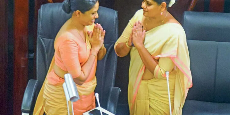 රහස් ඡන්ද පිටුපස ඩීල් තිබුණාද? ආණ්ඩුවෙන් ප්රතිචාර