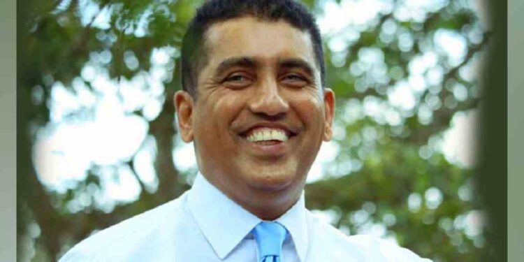 මහින්ද රාජපක්ෂගේ පරාජය මේ රටට වැදුණු හෙණයක් – ආණ්ඩුව කරන්නේ ගැලරිය චූන් කරන වැඩක් – ජොන්ස්ටන්