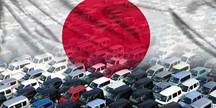 ලක්ෂ 15 වාහනේ ලංකාවේ විකුණන්නේ ලක්ෂ 60 ට