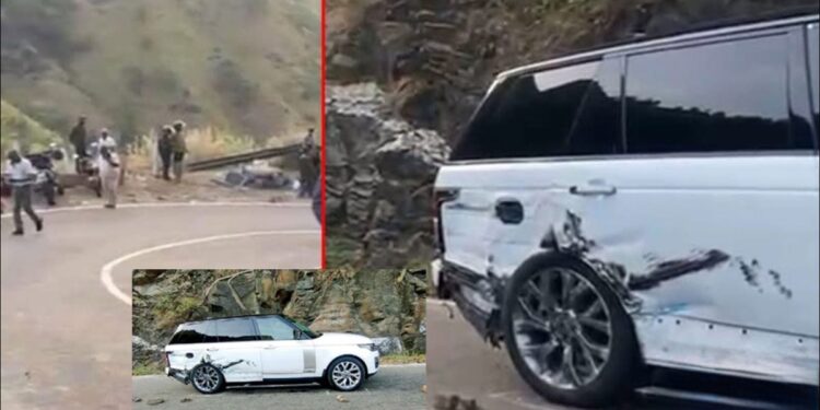 ”වංගුව දෙසින් අපිව බේරාගන්න කියා විලාප දෙමින් කෑ ගසන ශබ්දයක් අසුනා” – ජීප් රථයේ රියදුරු