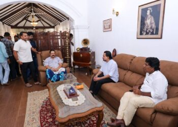 ආණ්ඩුව මතුපිටින් පෙන්වනවා ශතේ ශතේ ඉතිරි කරනවා කියලා ඒකෙ ප්‍රතිලාභ මහ ජනතාවට ලැබෙන බවක් පෙනෙන්නේ නැහැ – විමල්