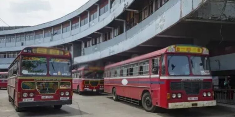 වසර 60කට පමණ පසු නවීකරණය වෙන  පිටකොටුව මධ්‍යම බස් නැවතුම්පොළ