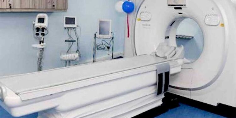 විකිරණ ප්රතිකාර යන්ත්ර පරක්කුවෙන් පිලිකා රෝගීන් අමාරුවේ
