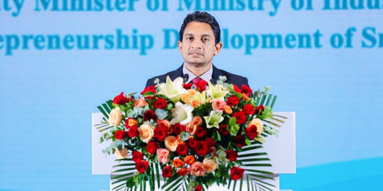 වෙළෙඳ හා ආයෝජන අවස්ථා ශක්තිමත් කිරීමට කර්මාන්ත නියෝජ්ය ඇමති චීන සංචාරයක