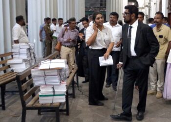 කෙහෙළිය ඇතුළු විත්තිකරුවන්ට ඇප සමඟ අධි චෝදනා